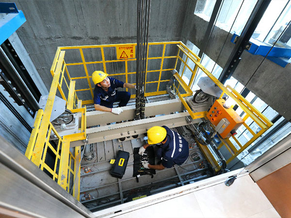 电梯维修